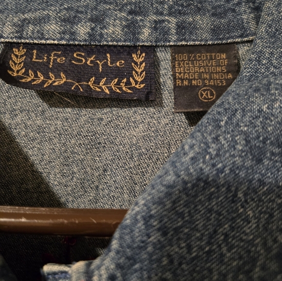 Denim Shacket /Jacket - Picture 4 of 7